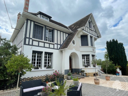 A vendre maison Saint-Amand-Montrond 18200; 495 000 &euro; 