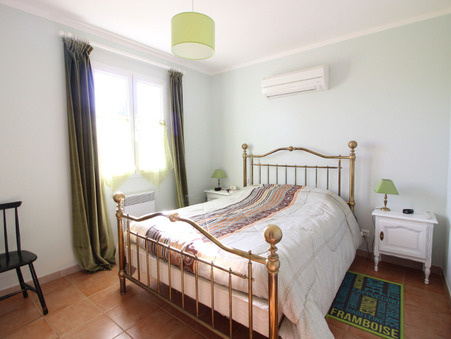 Achat maison Mejannes le Clap Réf. TUCBAR41139