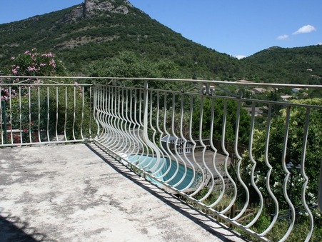 A vendre maison St Bres 30500; prix nous consulter