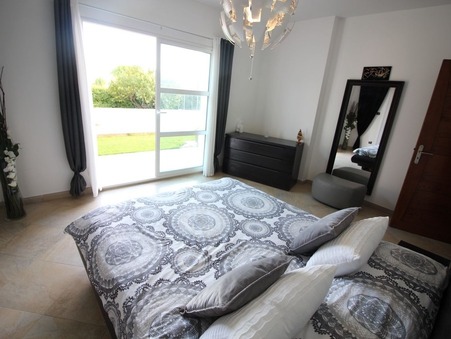 A vendre maison Vallon Pont d Arc 07150; prix nous consulter