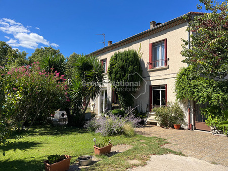 Beaucaire  379 500€