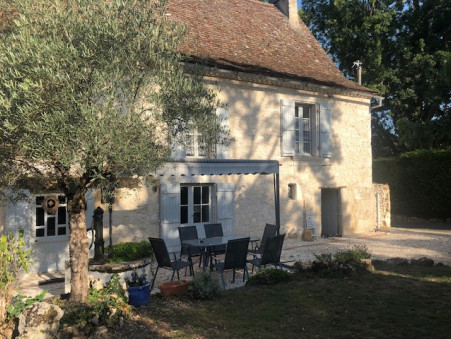 Saint-Aubin-de-Lanquais  267 500 €