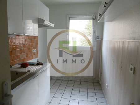 Appartement 848 €  Réf. FLI148 Acheres