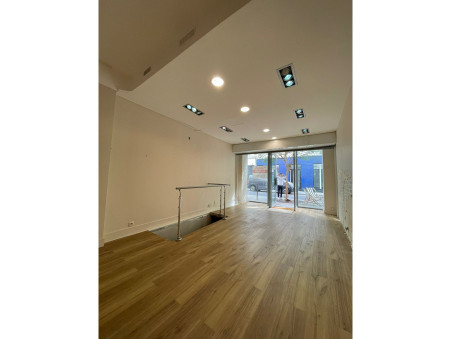 Local commercial 1 500 €  Réf. 4100 Paris 3eme Arrondissement