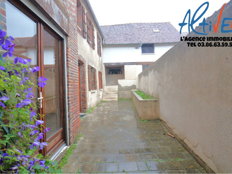 Aillant sur tholon  163 750 €