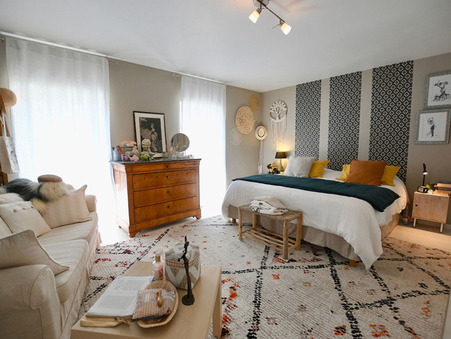 Maison sur Vézelay ; prix nous consulter ; A vendre Réf. 33_FLIP2022020