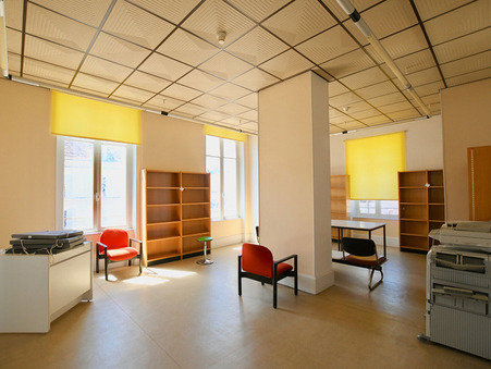 Immeuble prix nous consulter sur Avallon (89200) - Réf. 33_FLIP2022022