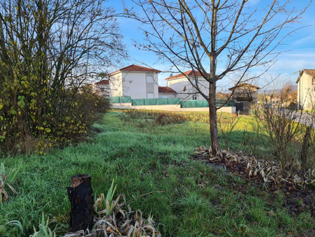 A vendre terrain Saint-Savin 38300; prix nous consulter