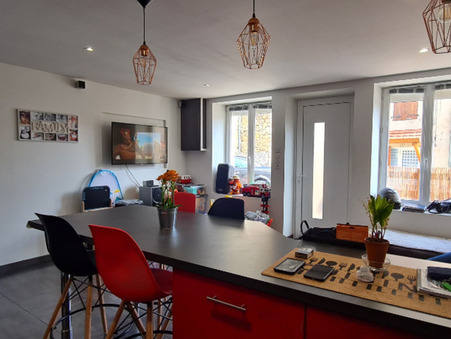 Maison sur Trept ; 157 000 €  ; Vente Réf. 44_trept903