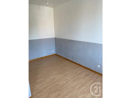 Flers en escrebieux  390 €