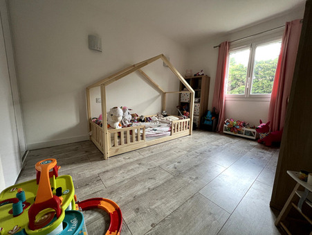 Maison sur Saint-Laurent-de-Mure ; prix nous consulter ; A vendre Réf. 12_STLAU475