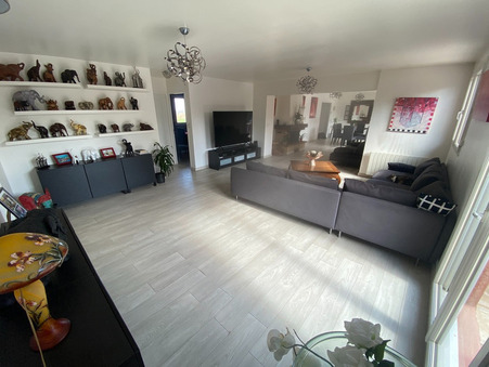 A vendre maison Saint-Laurent-de-Mure 69720; prix nous consulter