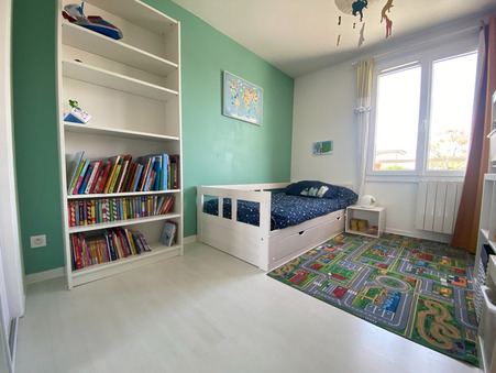 Maison sur Chassieu ; prix nous consulter ; Achat Réf. 12_CHASSIEU-465