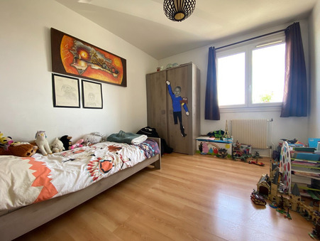 Appartement sur Saint-Laurent-de-Mure ; prix nous consulter ; A vendre Réf. 12_St-Laurent-270