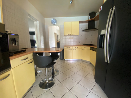 A vendre maison Saint-Laurent-de-Mure 69720; prix nous consulter