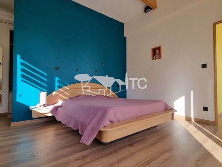 Vente maison 380 000 €  Banne