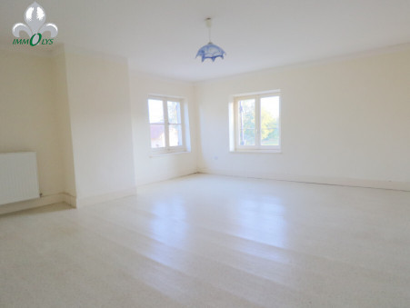 PIERRE DE BRESSE 75 000 €