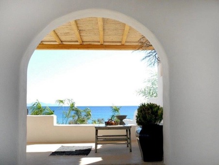 Maison sur Paros ; À partir de 2 795 €  ; A louer Réf. 3109-83538181