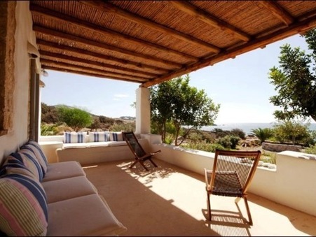 A louer maison À partir de 2 795 €  Paros