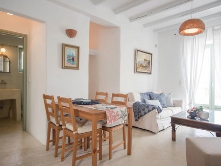 A louer maison À partir de 2 395 €  Paros
