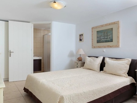 A louer maison Paros 844 00; À partir de 4 790 € 