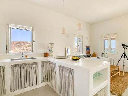 A louer maison Paros 844 00; À partir de 8 790 € 