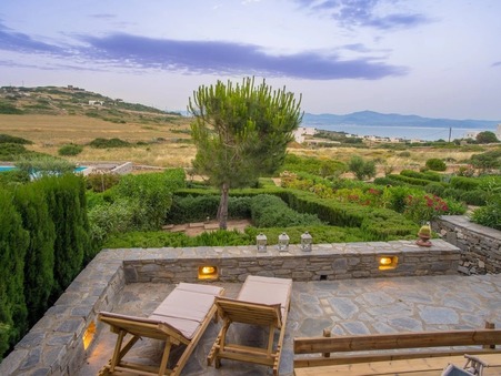 Location maison Paros 844 00; À partir de 2 795 € 