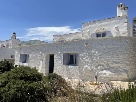 A vendre maison Paros 844 00; 750 000 € 