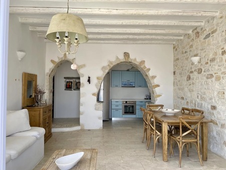 Maison sur Paros ; 750 000 €  ; Achat Réf. 3352-83542168
