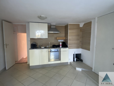 A louer appartement 600 €  Simiane Collongue