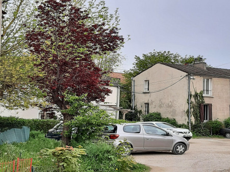 LIVRY GARGAN  125 000€