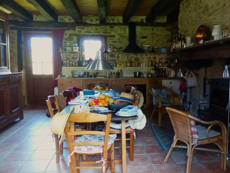 Maison sur Payzac ; 239 000 € ; A vendre Réf. 11374