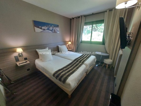 PRA LOUP 1600 45 400 €