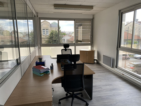 Local professionnel 270 €  sur Saint-Dizier (52100) - Réf. 50_coworking