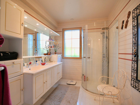 Maison sur Avallon ; 295 000 €  ; Vente Réf. 33_FLIP2023025