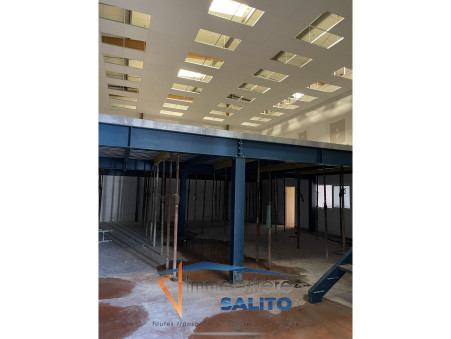 Local commercial 1 100 €  Réf. 12001 Calvi