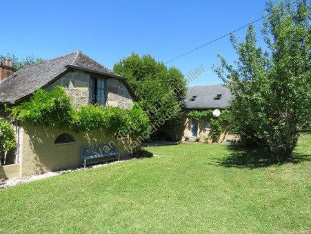 AYEN  299 250 €