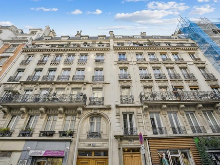 Paris 18eme Arrondissement  375 000€