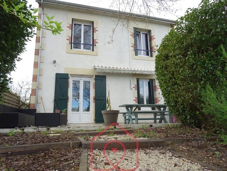 NEVERS  237 000 €