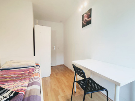 PARIS 5EME ARRONDISSEMENT  685 €
