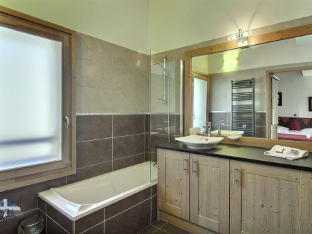 Vente appartement 460 000 €  La Rosiere