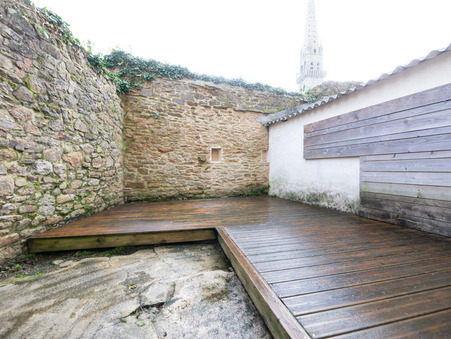 Vente immeuble 174 000 €  Ploudalmézeau