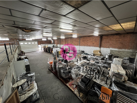 A vendre entrepôt Decazeville 12300; 76 300 € 