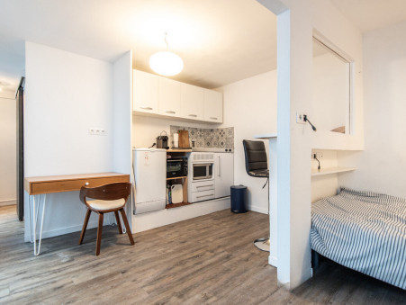 PARIS 17EME ARRONDISSEMENT  875 €