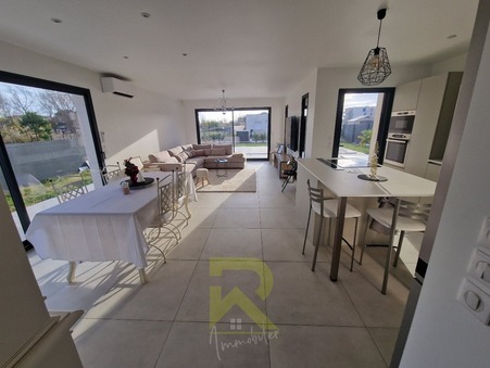 Maison 659 000 &euro;  Réf. 345515543-7697 Serignan