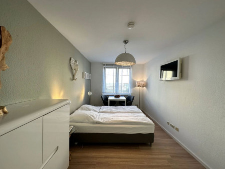 PARIS 17EME ARRONDISSEMENT  650 €