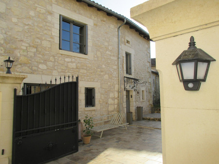 BOURDEILLES  325 000 €