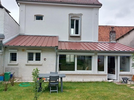 Hesdin  106 990 €