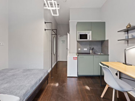 PARIS 17EME ARRONDISSEMENT  875 €