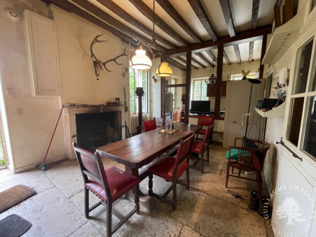A vendre propriété Bourges 18000; 450 500 €